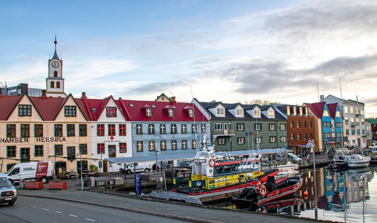Guesthouse At The Boat Harbour Tórshavn Eksteriør billede