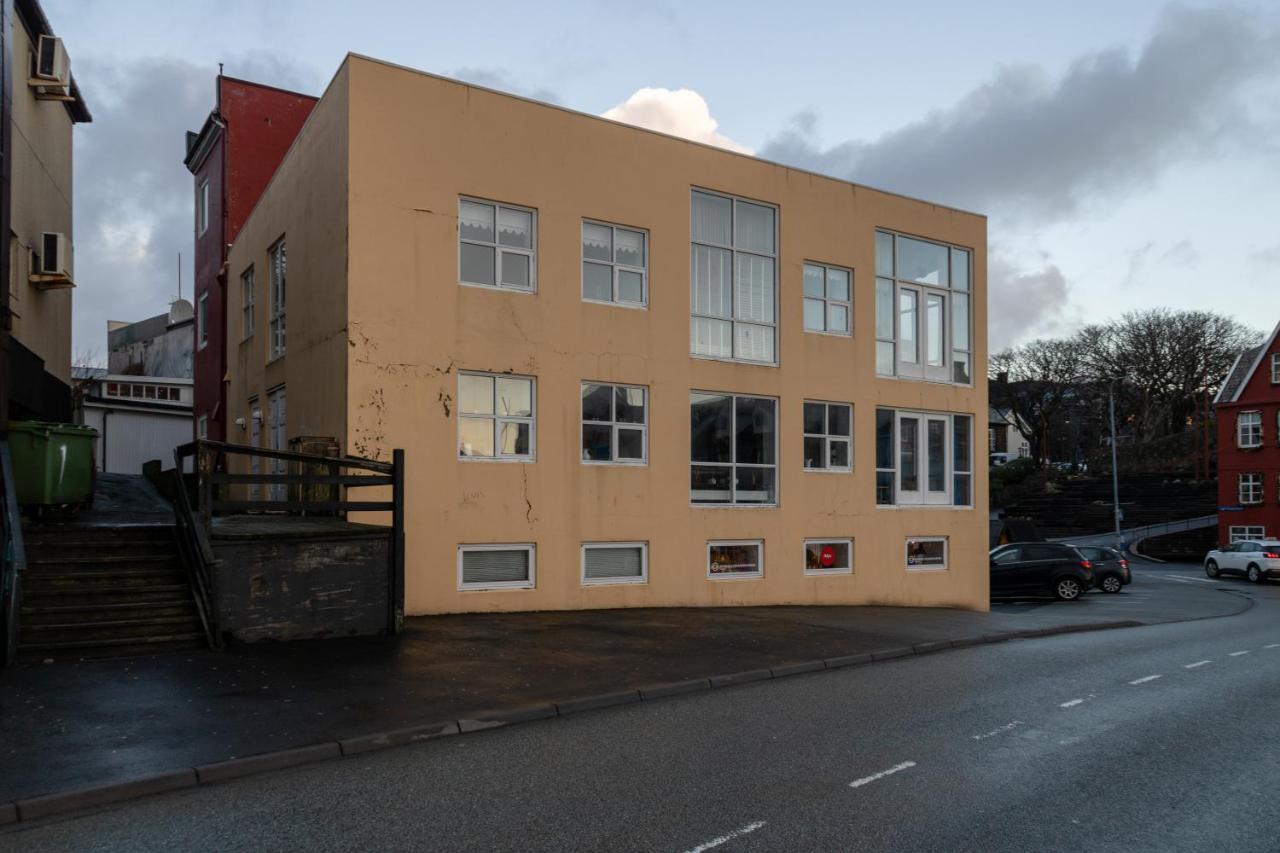 Guesthouse At The Boat Harbour Tórshavn Eksteriør billede