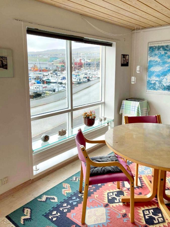 Guesthouse At The Boat Harbour Tórshavn Eksteriør billede