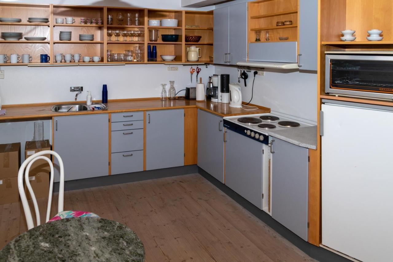 Guesthouse At The Boat Harbour Tórshavn Eksteriør billede