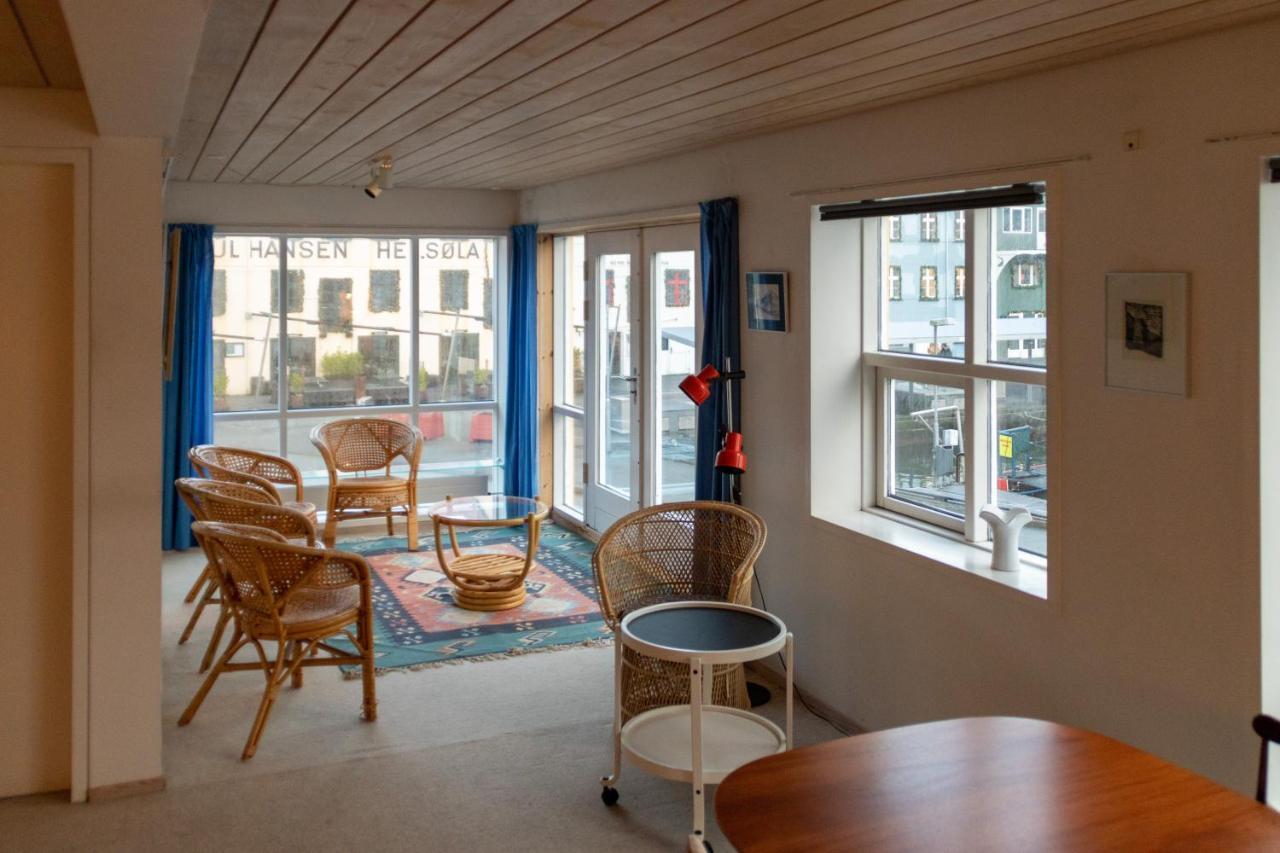 Guesthouse At The Boat Harbour Tórshavn Eksteriør billede